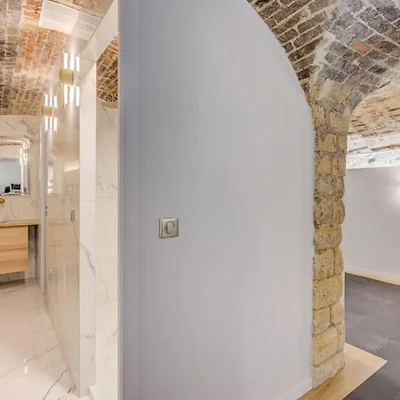 Peaceful Getaway Near Marais - With Ac Apartment Paris