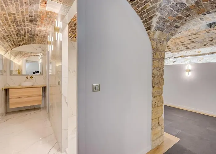 Peaceful Getaway Near Marais - With Ac Daire Paris